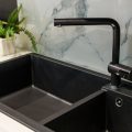 【黒い水栓】黒いキッチンに合うブラック水栓にはどんな種類があるのか？探してみました。